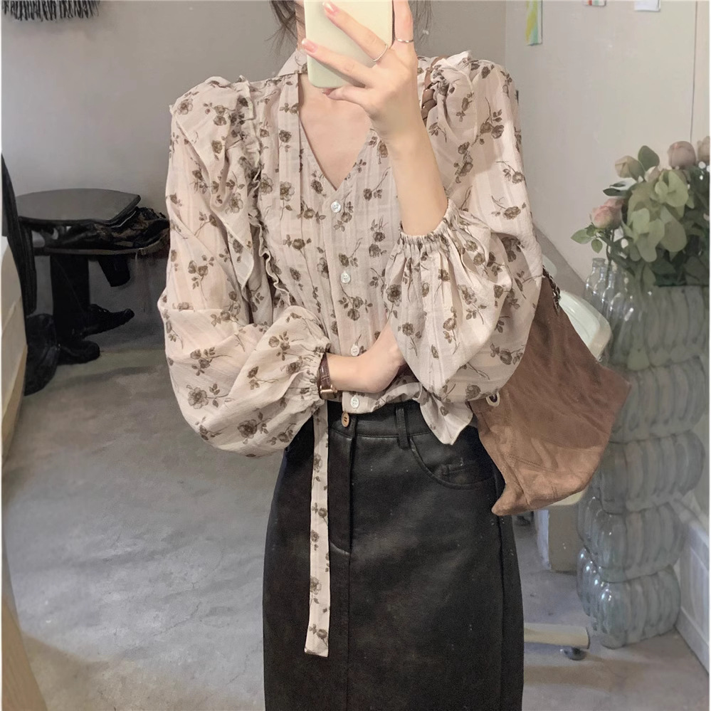 Real photo of early spring French mature style versatile collar shirt single-breasted ruffled lace-up printed top for women - Image 4