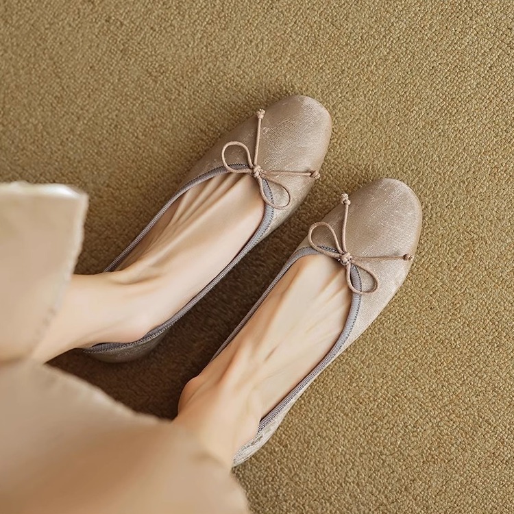 New Chinese style soft leather flat-sole single shoes for women in spring and summer bow soft leather beans shoes egg roll shoes - Image 3