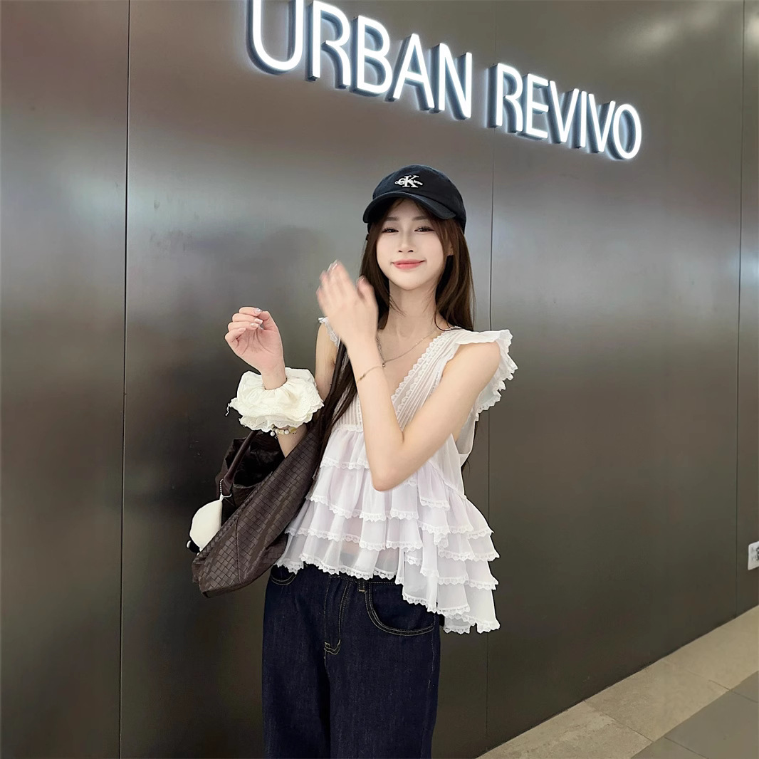 Real photo of pure white ruffled lace shirt for women's summer design niche slim fit slim top - Image 2