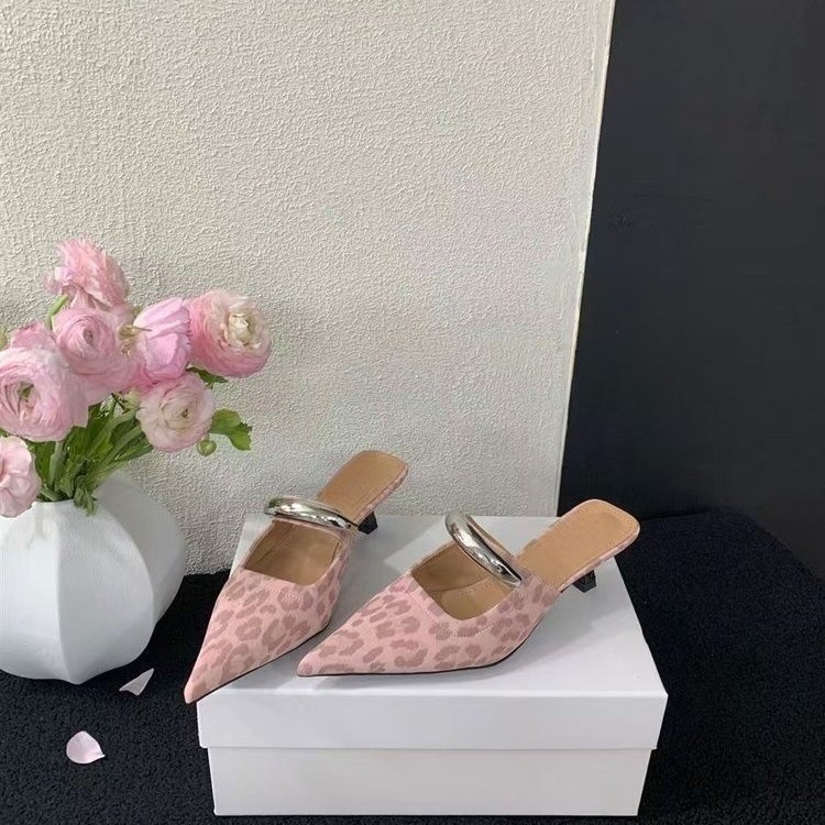 French temperament leopard print pointed high heels for women in spring and summer fairy kitten heels Baotou half slippers - Image 3